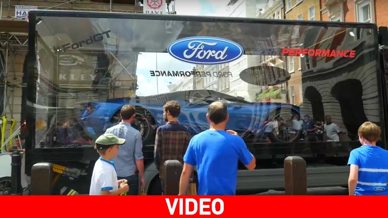 Έβγαλαν βόλτα το Ford GT και… χάζεψαν τον κόσμο